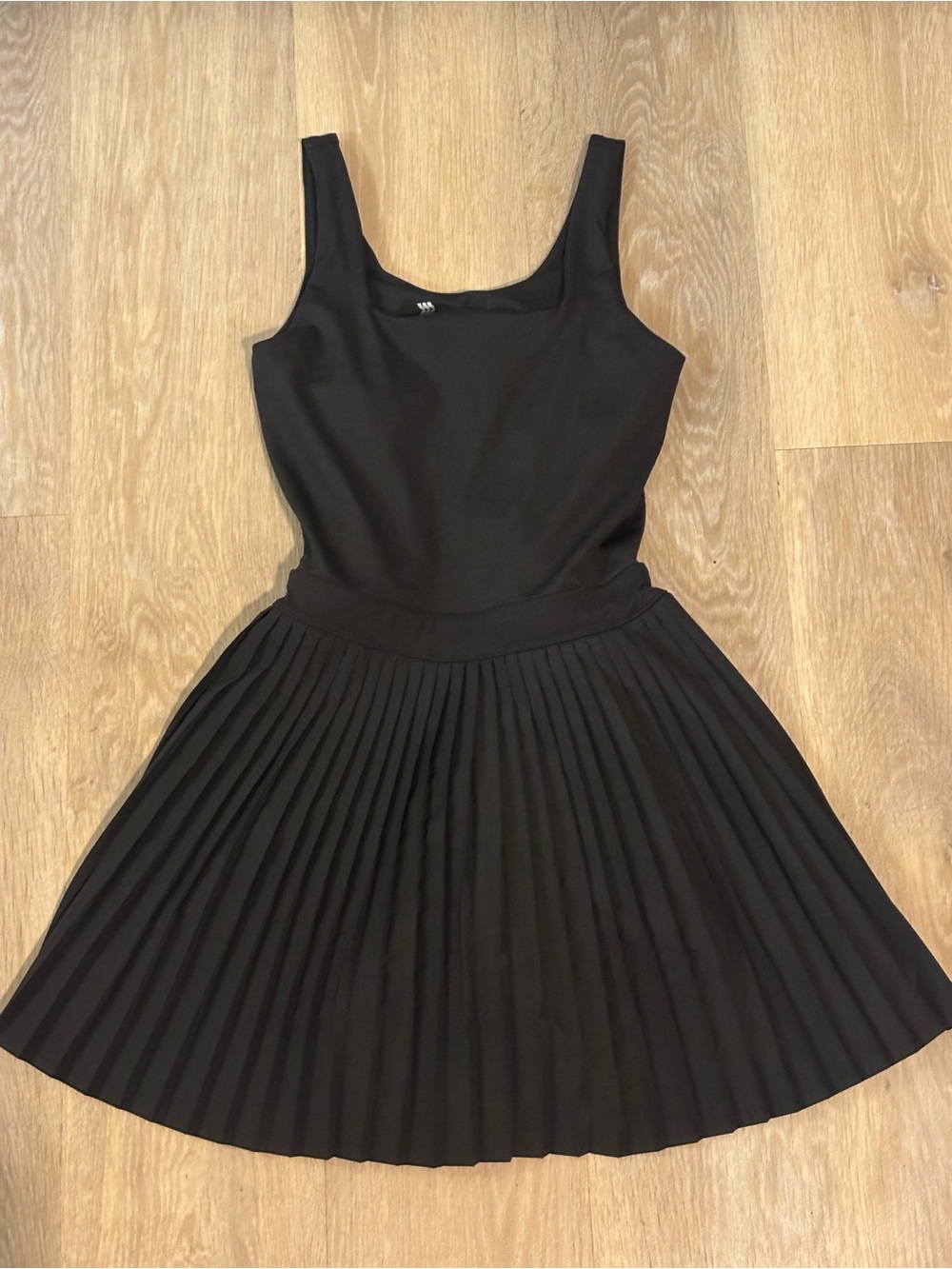 Classic Black Pleated Tank workout Dress